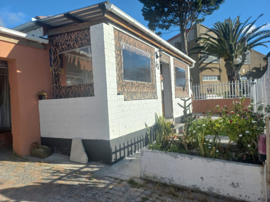 3 Bedroom Property for Sale in Gaylee Western Cape